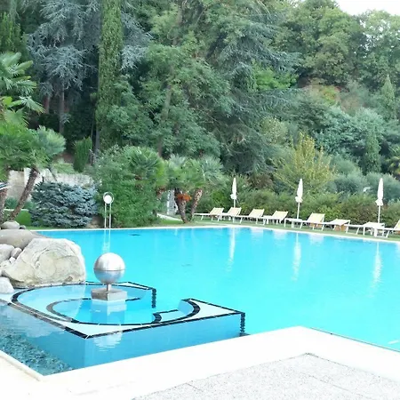 Terme Millepini ホテル 4*